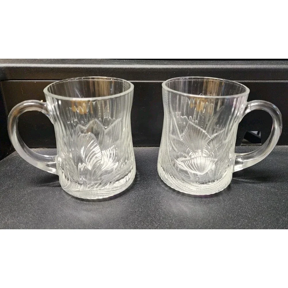 Vtg Arcoroc Canterbury Clear Glass Mugs Embossed Crocus Flower France Set Of 2